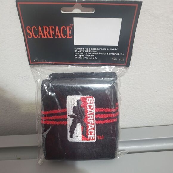 Scarface Movie Mens Come with 2 Wrist Sweat Band .Black/Red Vintage 2003 NWT - Picture 4 of 4
